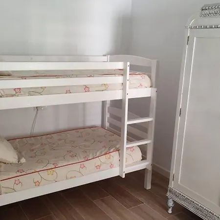 Muy Centrico, A 8 Min Del Ave Andando, Reformado. Apartamento *