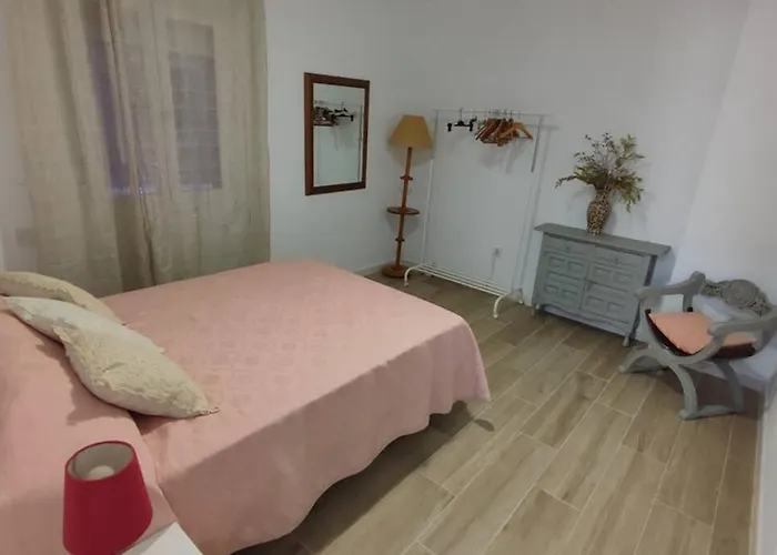 Muy Centrico, A 8 Min Del Ave Andando, Reformado. *