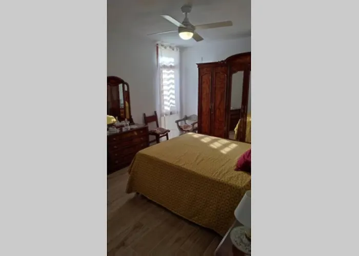 Muy Centrico, A 8 Min Del Ave Andando, Reformado. *