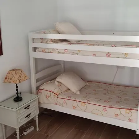 Apartamento Muy Céntrico, A 8 Min Del Ave Andando, Reformado. Córdoba