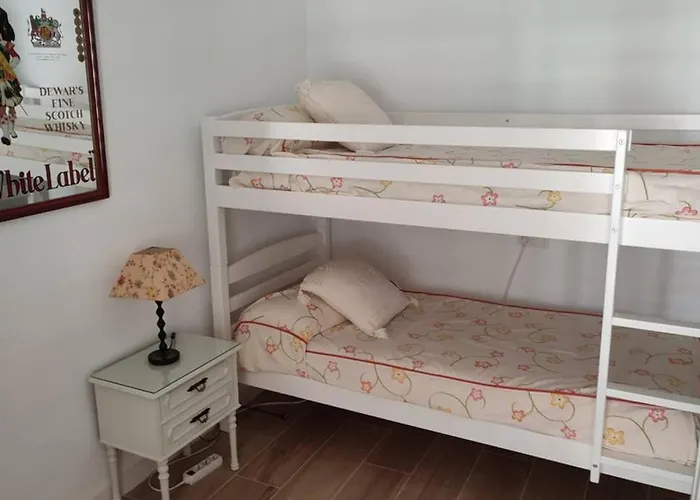 Apartamento Muy Centrico, A 8 Min Del Ave Andando, Reformado. Córdova